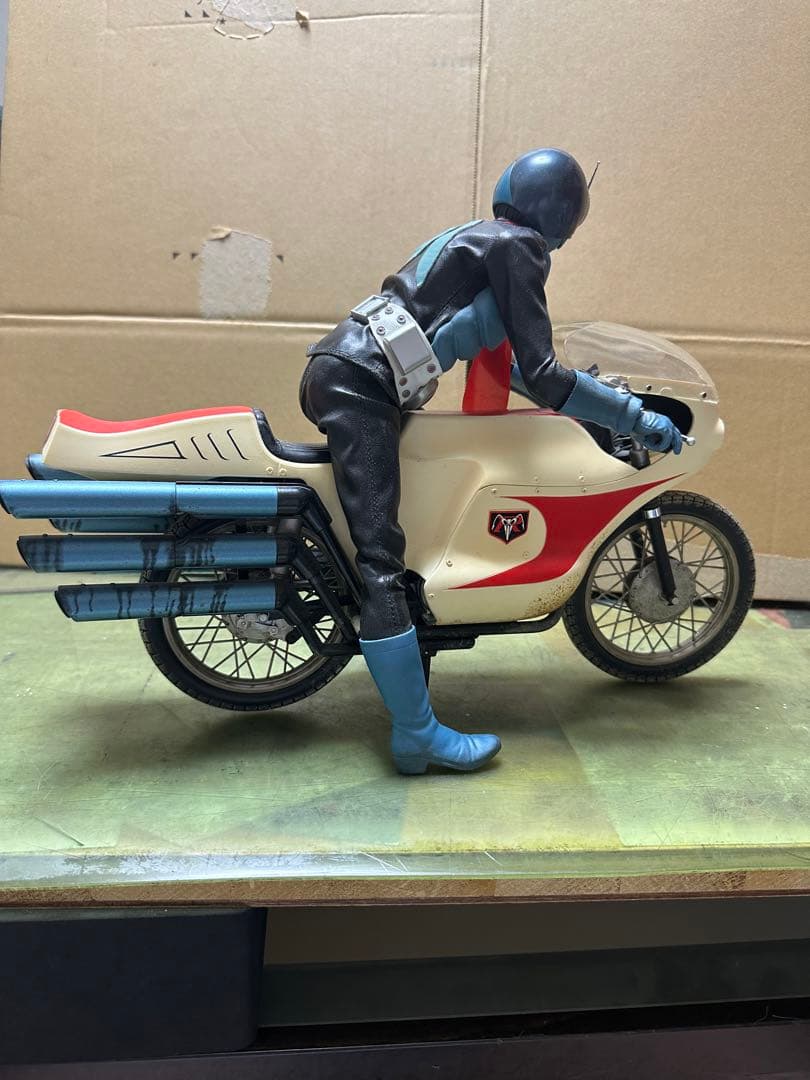 リアルアクションヒーローズ DX 仮面ライダー旧1号 & サイクロン号