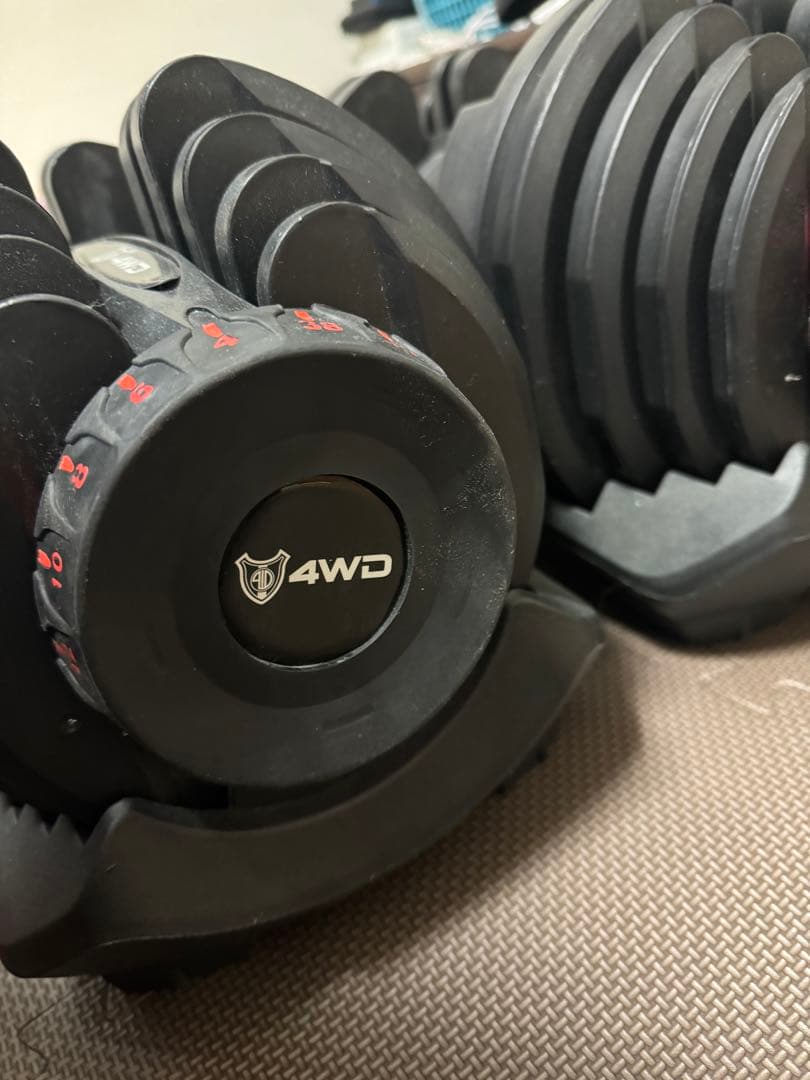 可変式ダンベル 38kg×2個セット　5秒で重量調節　4WD正規品
