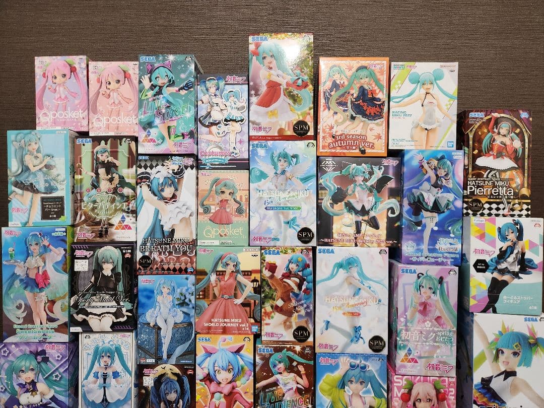 初音ミクコレクション『47個』美少女系フィギュア未開封品　色々シリーズかぶりなし