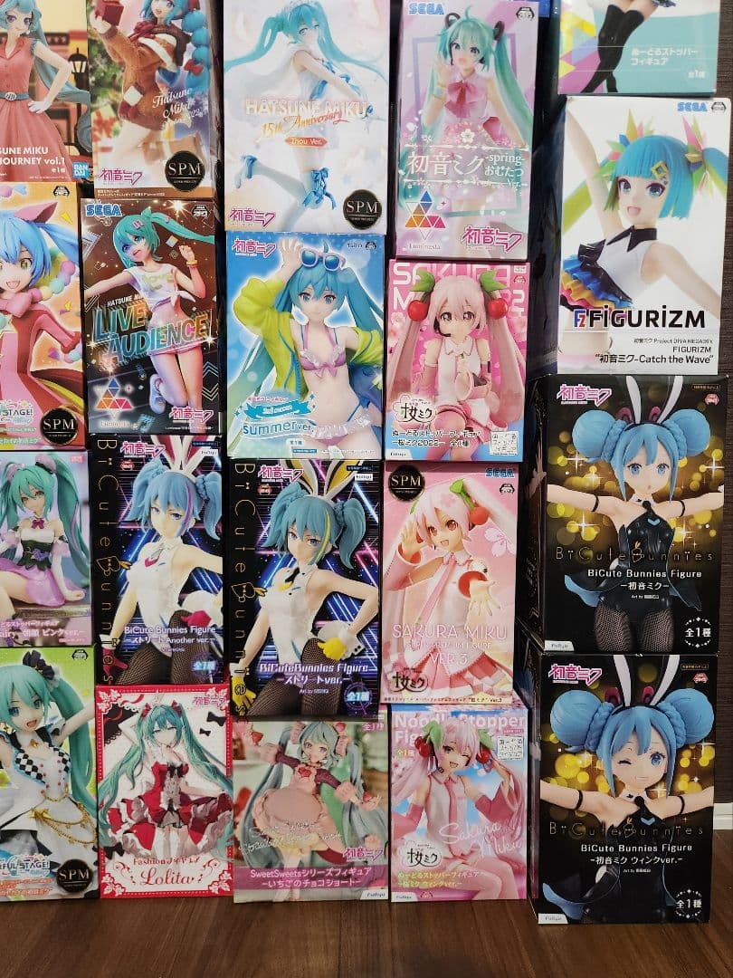 初音ミクコレクション『47個』美少女系フィギュア未開封品　色々シリーズかぶりなし