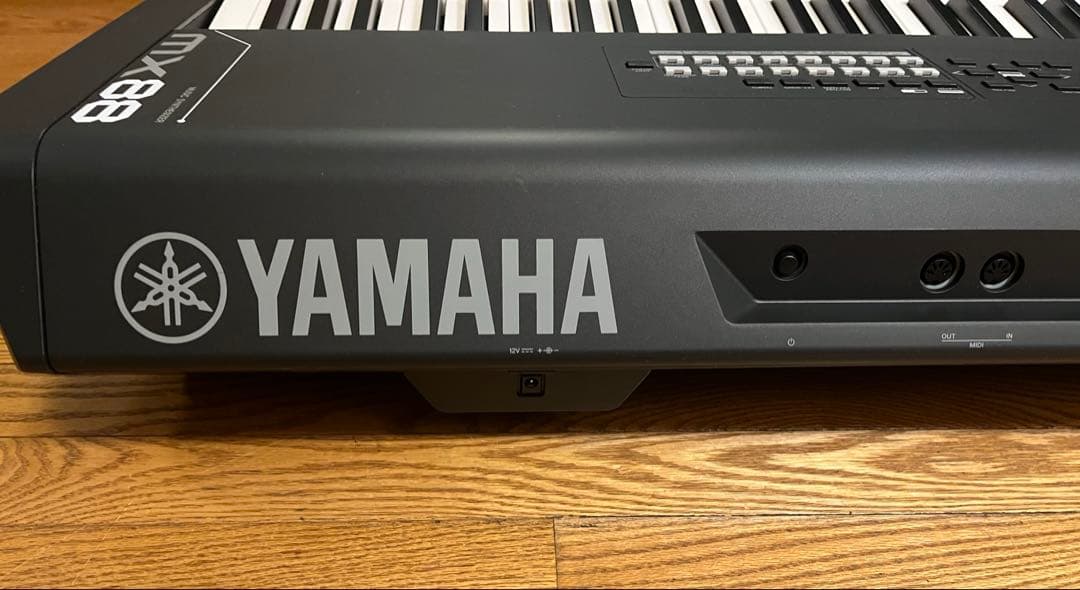 YAMAHA MX88 シンセサイザー