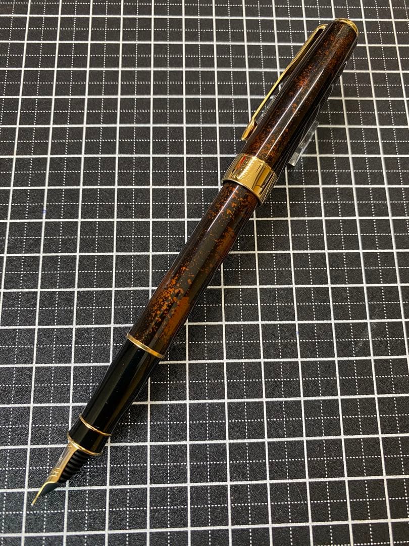 PARKER SONNET ビゾンフォンセ　純正漆　万年筆　字幅F