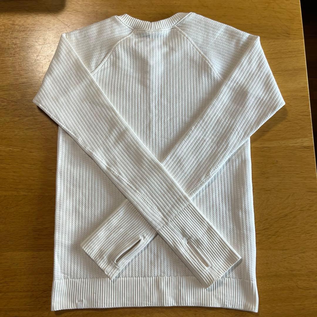 ルルレモン Restless サイズ4