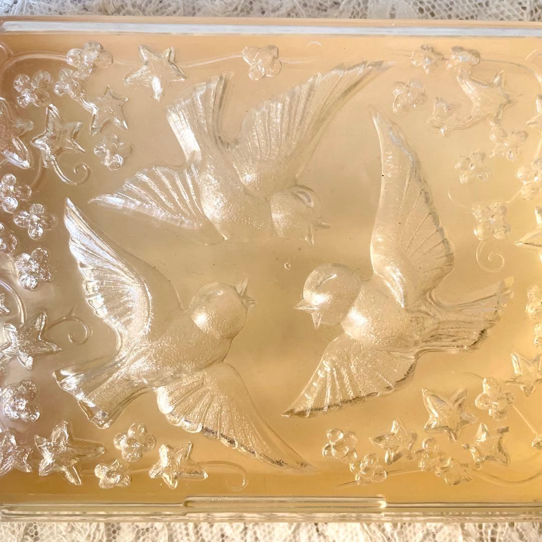 小鳥レリーフのメルスリーボックス　裁縫箱　フランスアンティークヴィンテージ