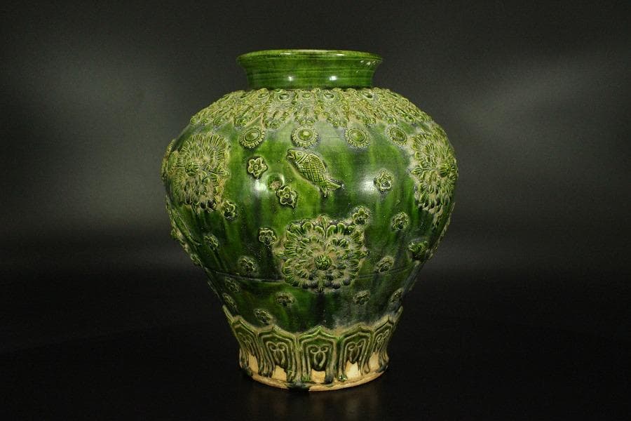 中国美術 緑釉 貼蓮花魚紋 装飾壷 高27.5cm(LC150)