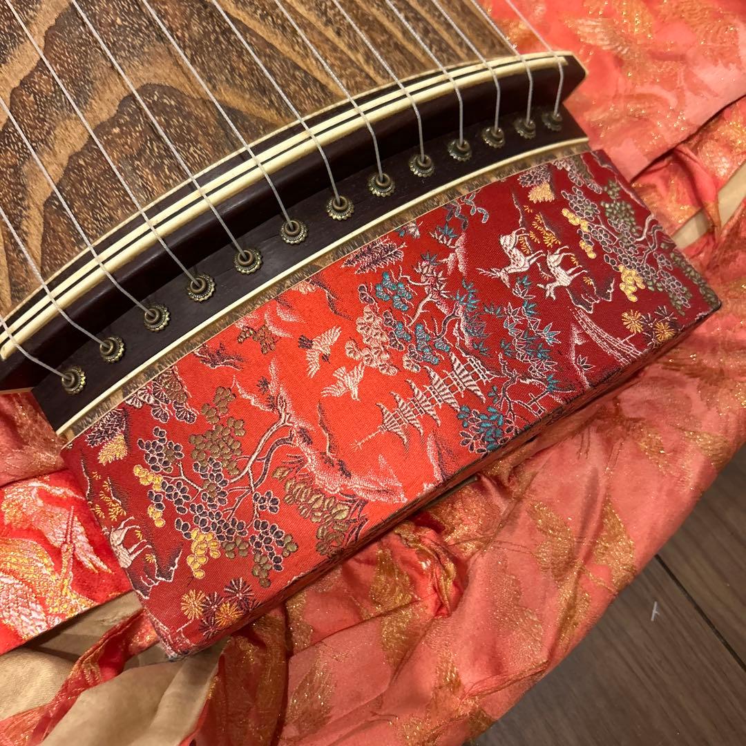 琴 箏 13弦 並甲 上角巻 蒔絵 すだれ彫　鶴　日の丸