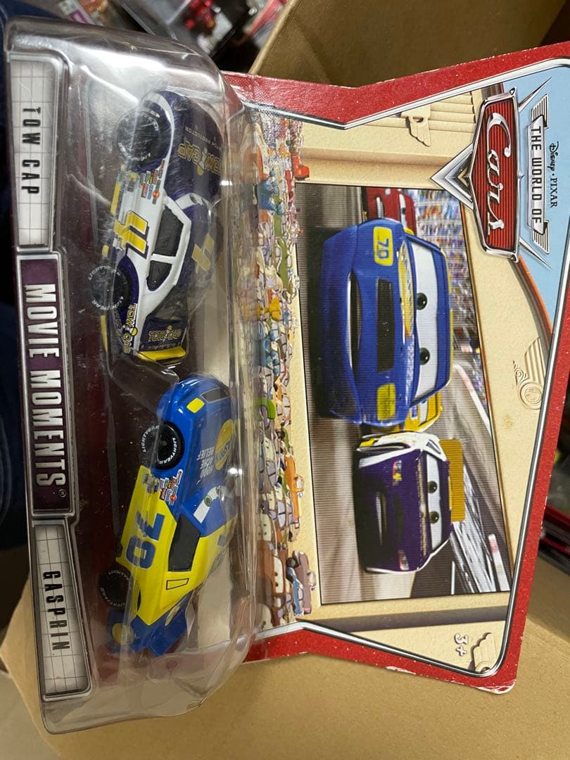 カーズ トーキャップ ギスパー ミニカー 2台セット