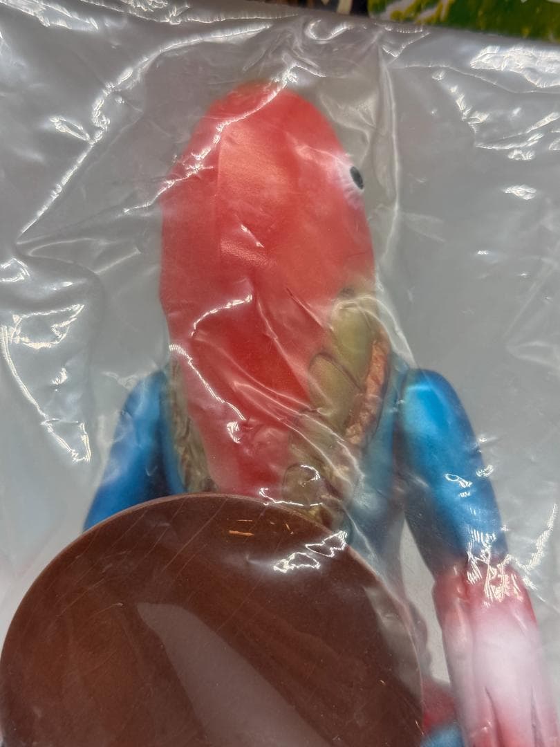 ブルマァク メトロン星人 ちゃぶ台付き（復刻版） ソフビ　レッド