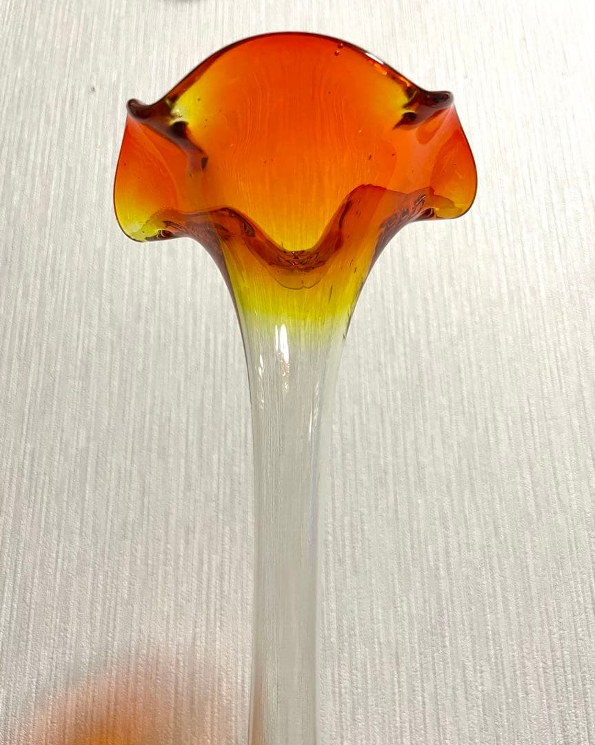 アンティーク ウランガラス 花瓶 フラワーベース 花器 花入れ 一輪挿し 置物