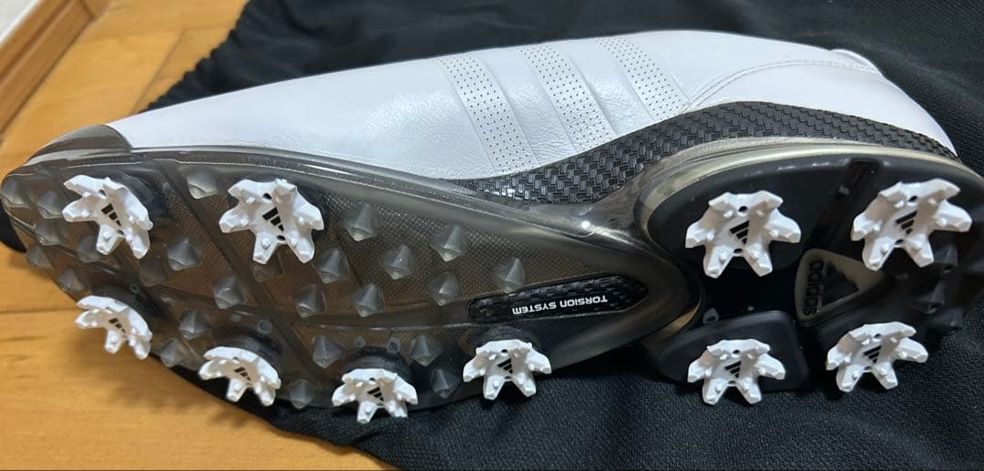 adidas adipureホワイトゴルフシューズ メンズ 27cm 収納袋付き