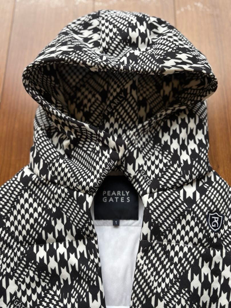 【PEARLY GATES】TEXBRIジャガード千鳥柄中綿フルジップベスト