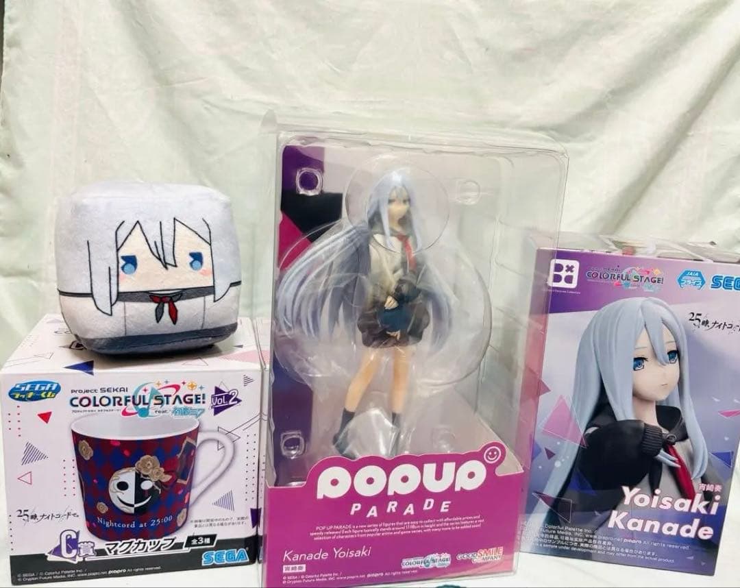 プロセカ　ニーゴ　宵崎奏　フィギュア　カード類まとめ売り　⚠️5枚目まであります