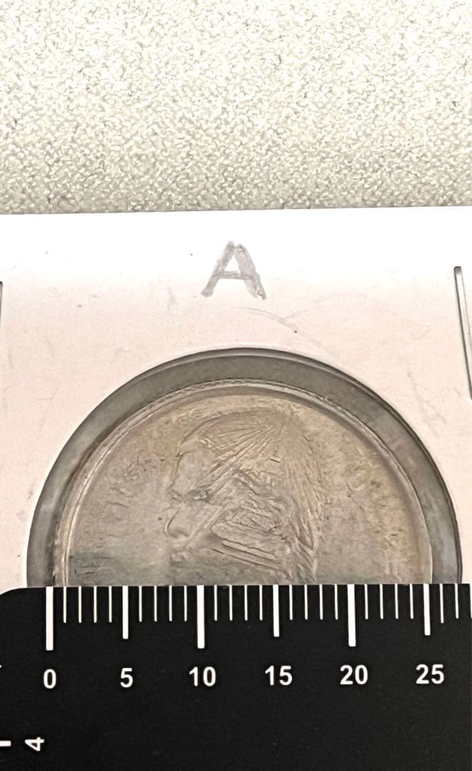 エラー品 タイ1977年 シリントーン王女 記念メダル