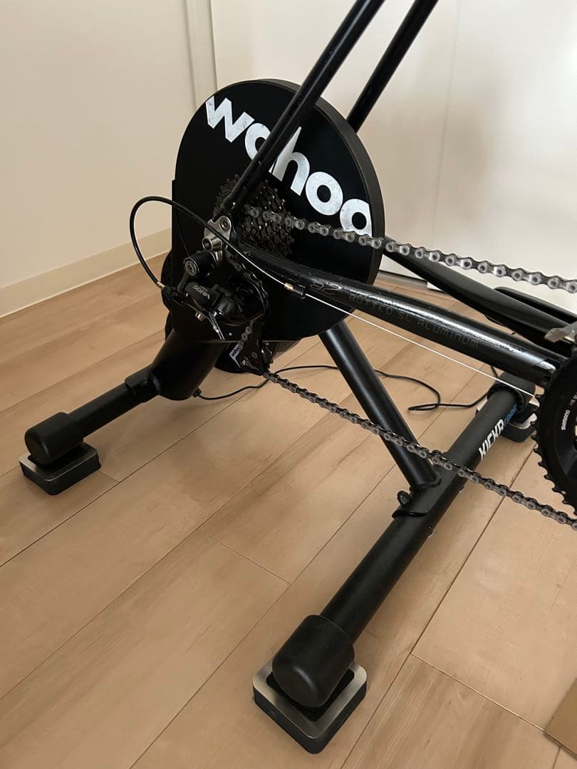 wahoo KICKR core 自転車付　衝撃パッド付