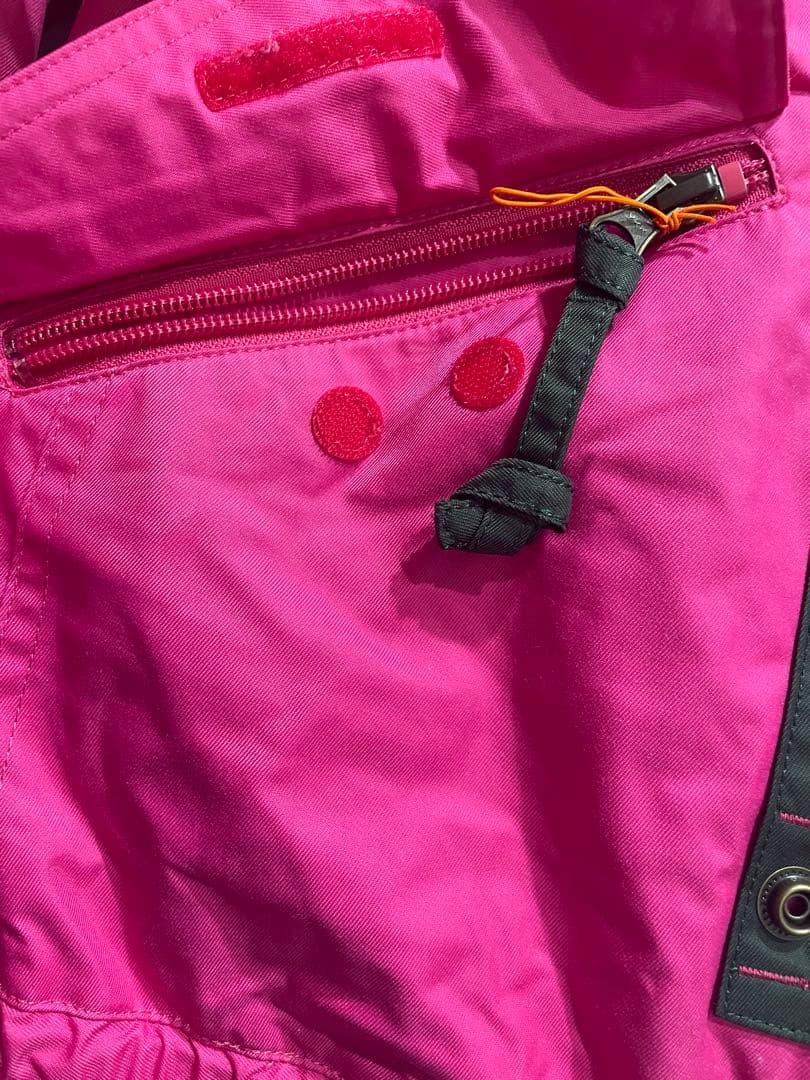 DESCENTE スキーウェア　スノボ　ピンク　新品未使用　レディース　セット