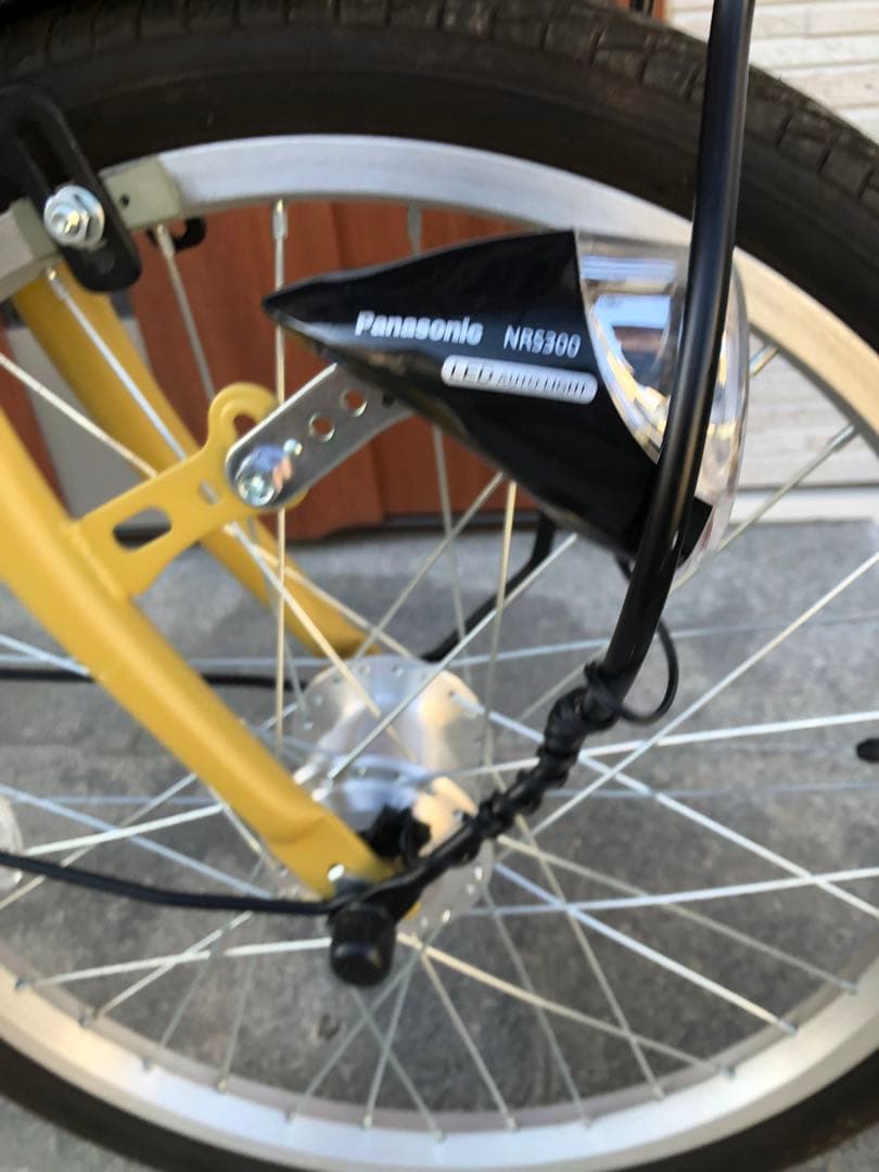 Crew 折り畳み自転車　ギア　ライト　鍵　前バスケット付き　20インチ