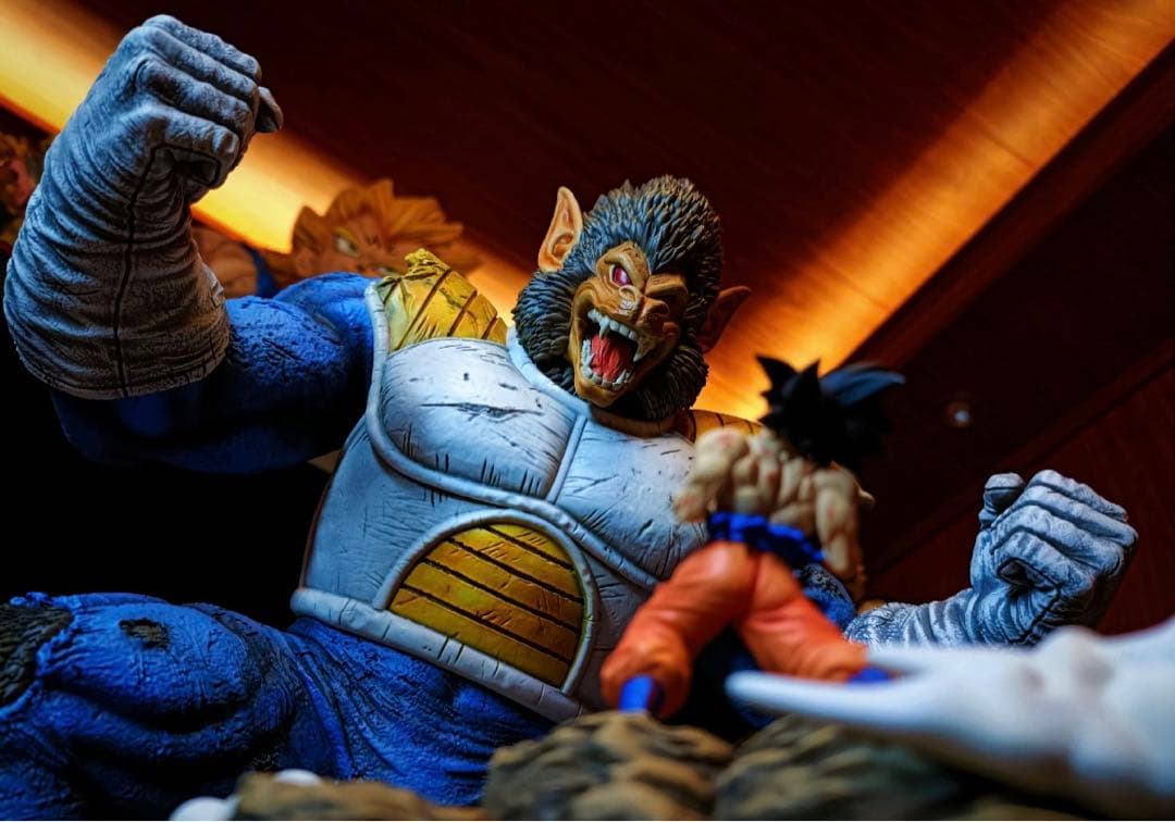 ドラゴンボール 大猿ベジータ 孫悟空 フィギュア ガレージキット