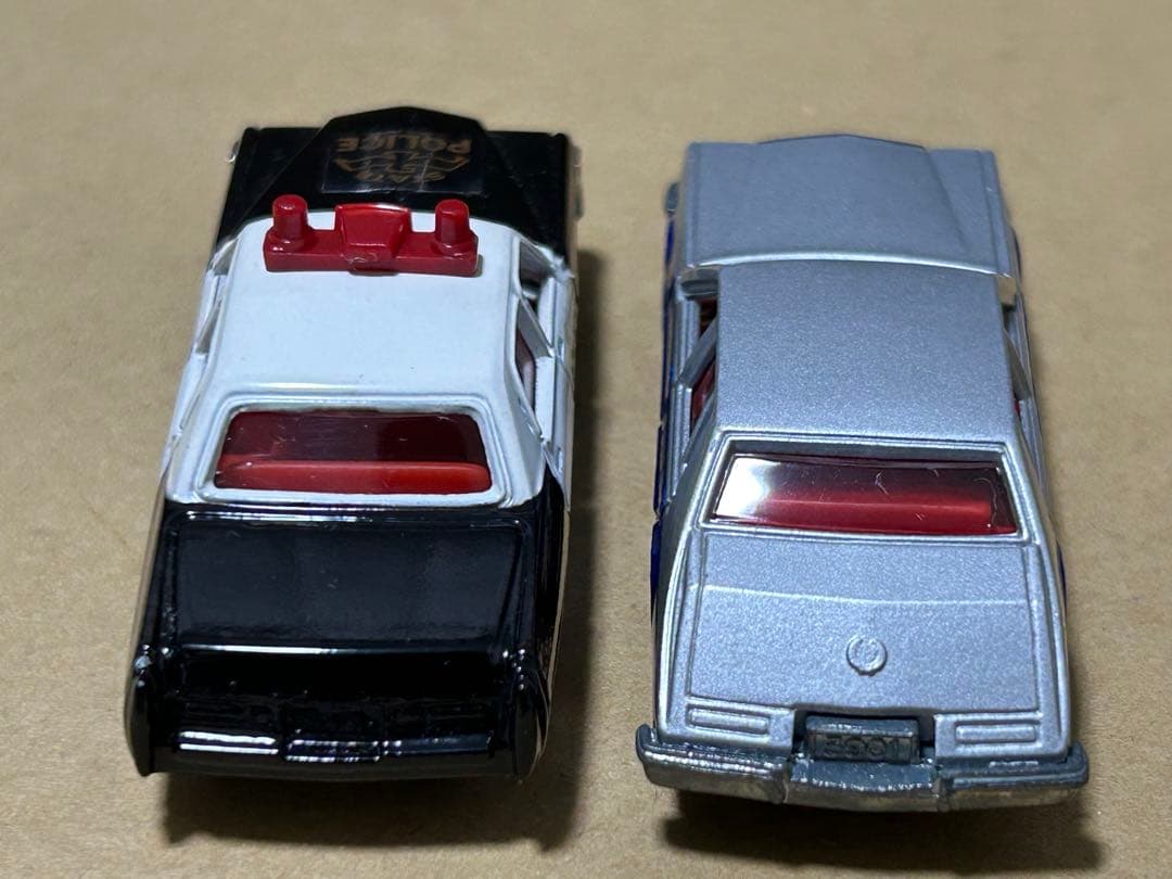 トミカ キャデラック フリートウッド ブローアム キャデラックセビル 2台セット