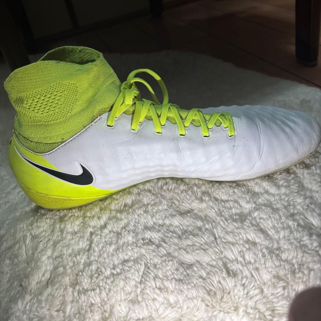 Nike サッカーシューズ マジスタ ホワイト27.5cm 「値下げしました」