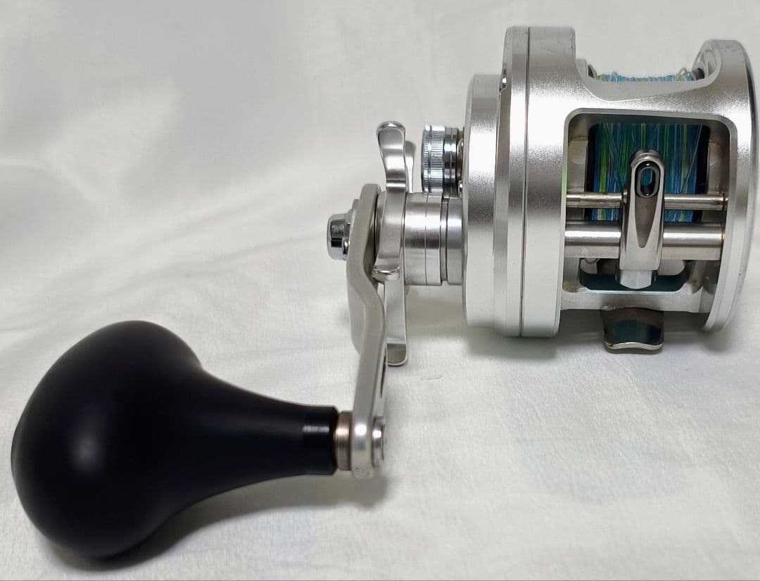 シマノ１３オシアカルカッタ300ＨＧ