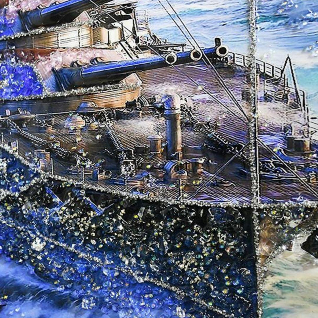 輸入雑貨　天然石　『軍艦戦艦』　水晶　クリスタルアート