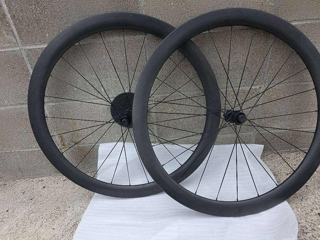 軽量中華カーボンホイール45mmDB