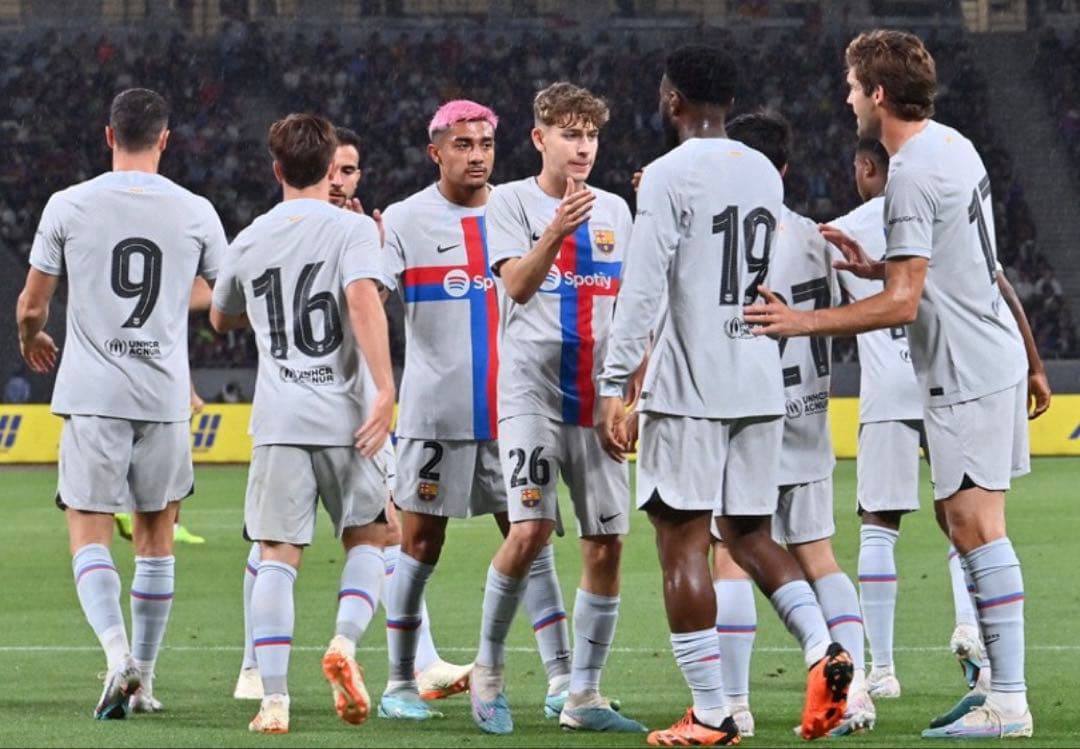 FCバルセロナVSヴィッセル神戸　選手支給　アラウホ　ユニフォーム