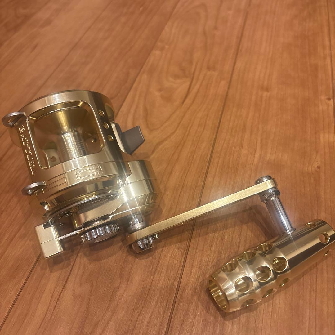 アリゲーターバトル10 BATTLEG ゴールド リール