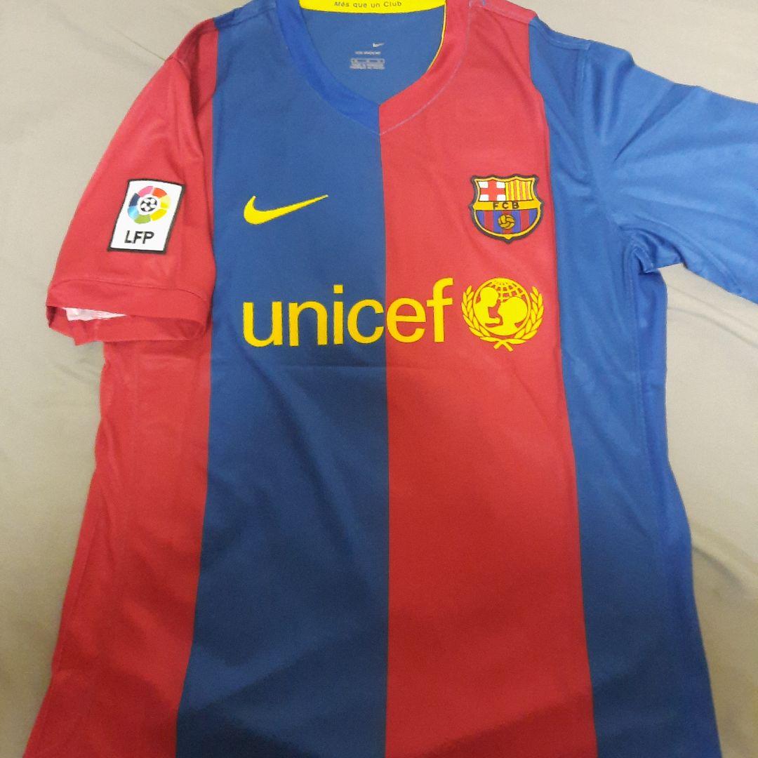 #10 ロナウジーニョバルセロナ06/07 ホーム ユニフォーム