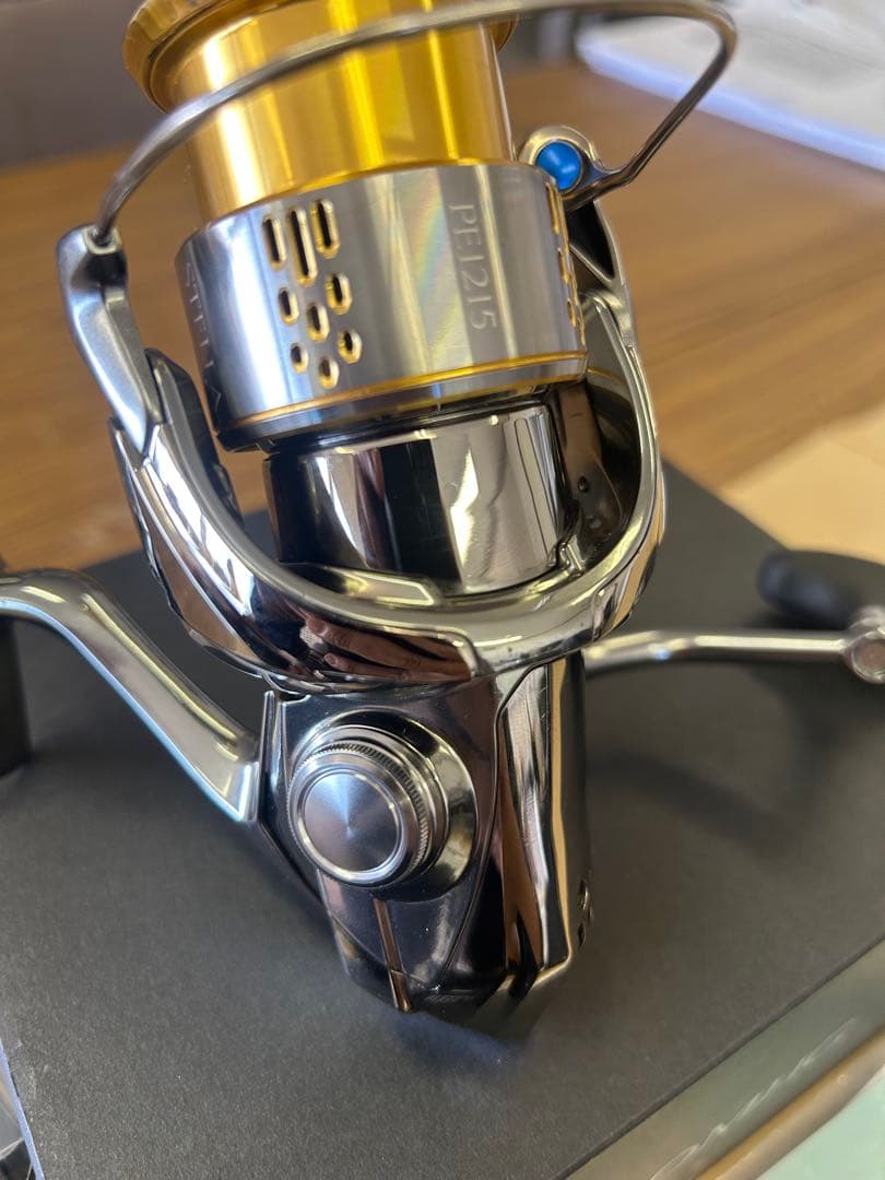 アキ❗️18ステラ3000MHG シマノ