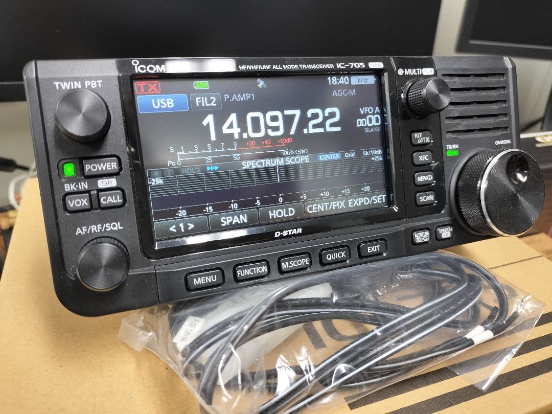 Icom IC-705 トランシーバー D-STAR対応