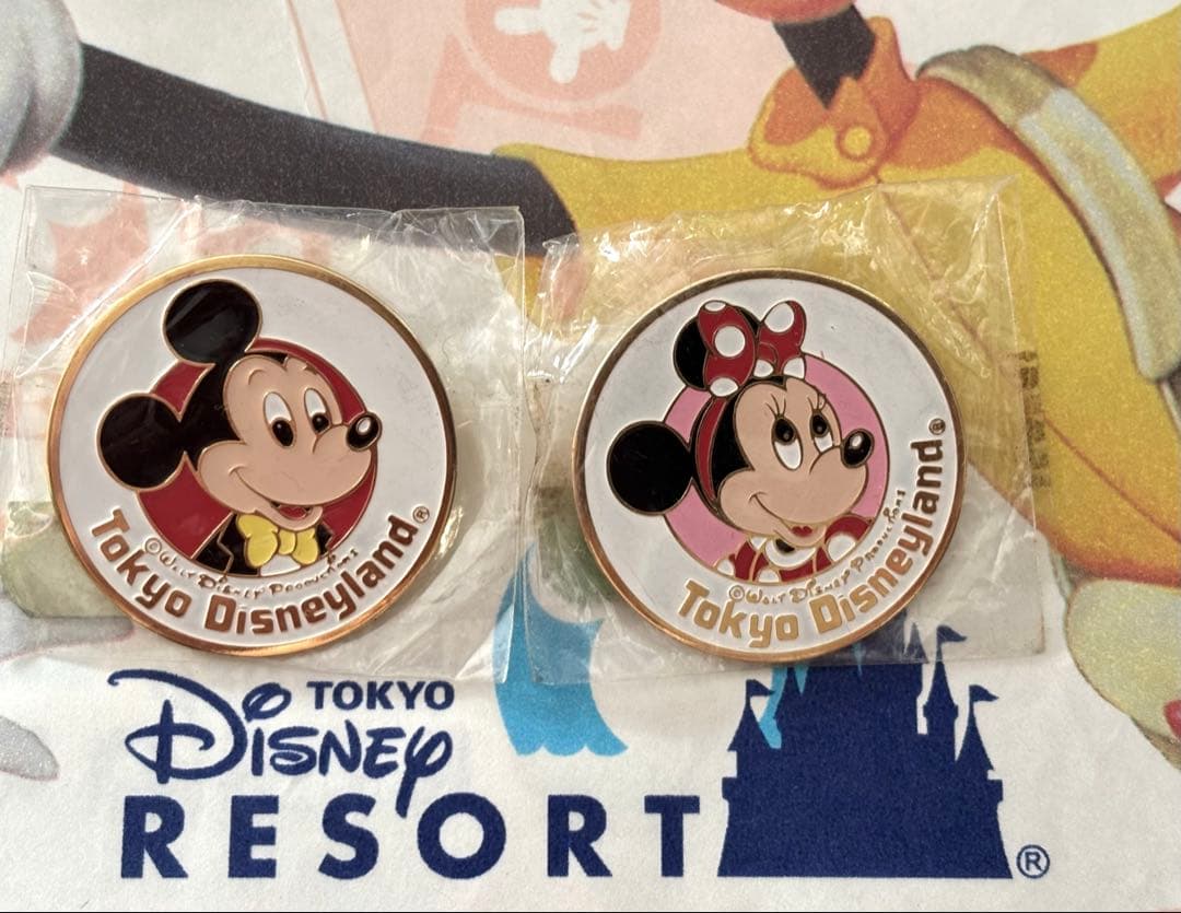 【未使用】東京ディズニーランド 開園年購入ミッキー ミニー バッジ 2個セット