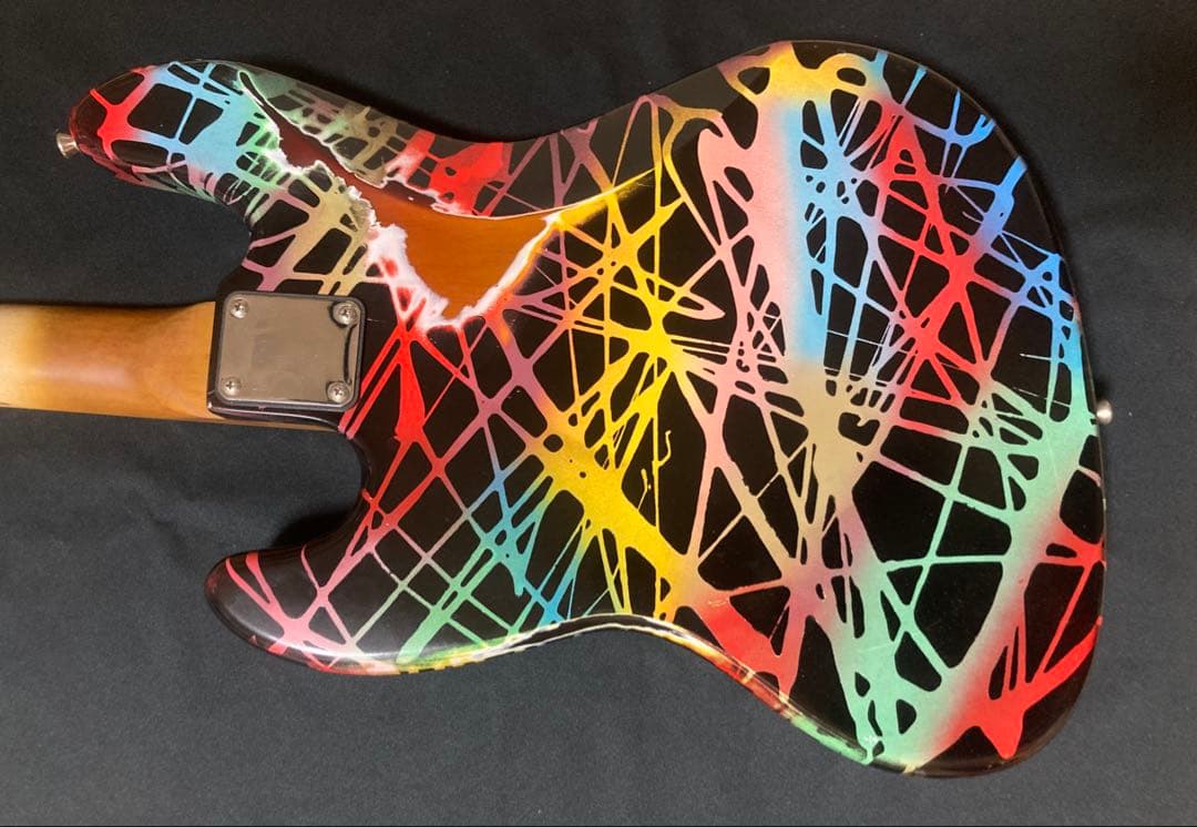 #19ジャズベースタイプ　メルト柄塗装マルチレイヤートップラッカー