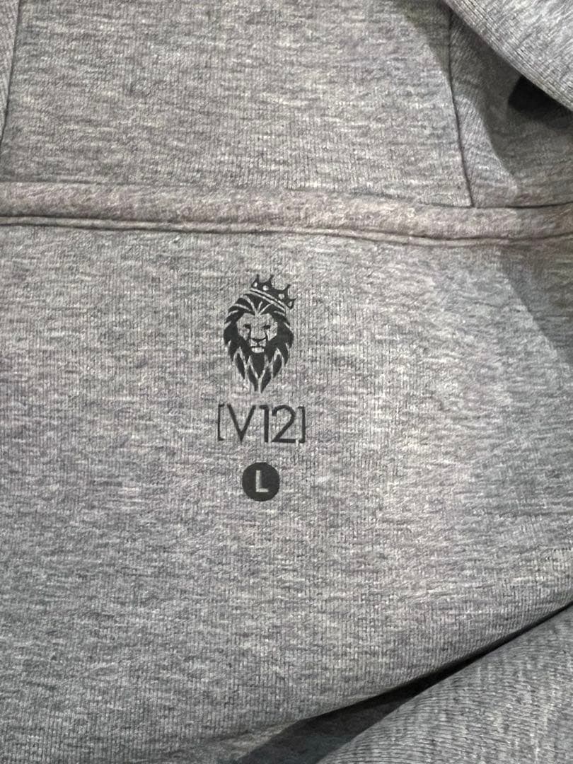 V12 スウェットセットアップ　メンズ　Lサイズ