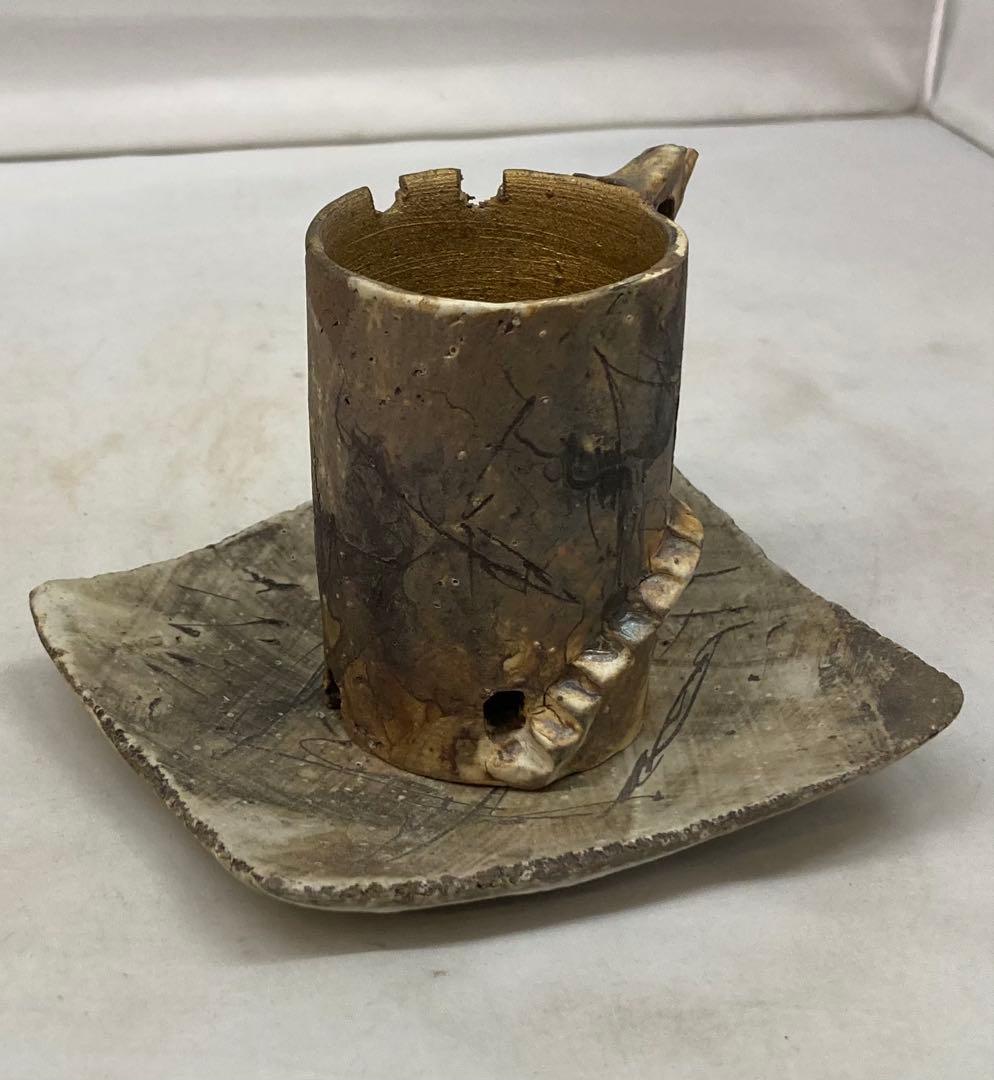 B331s コーヒーカップ　一組　作者不詳　変形　モダンアート