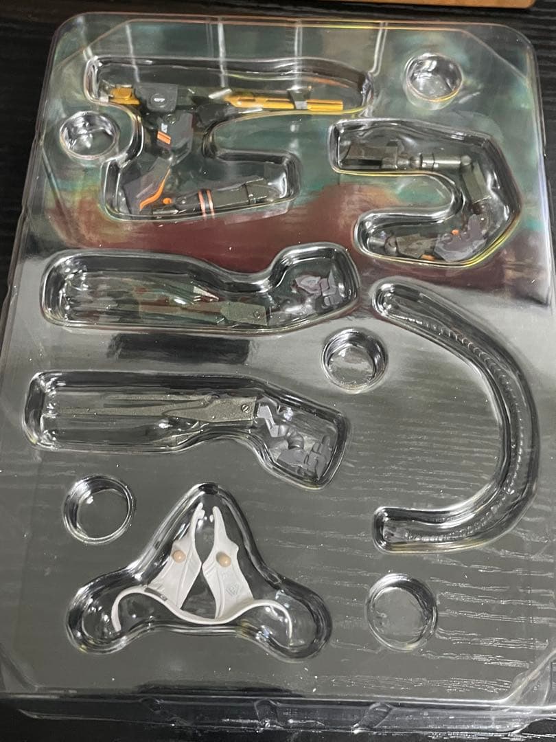 Hyper Body モダニア