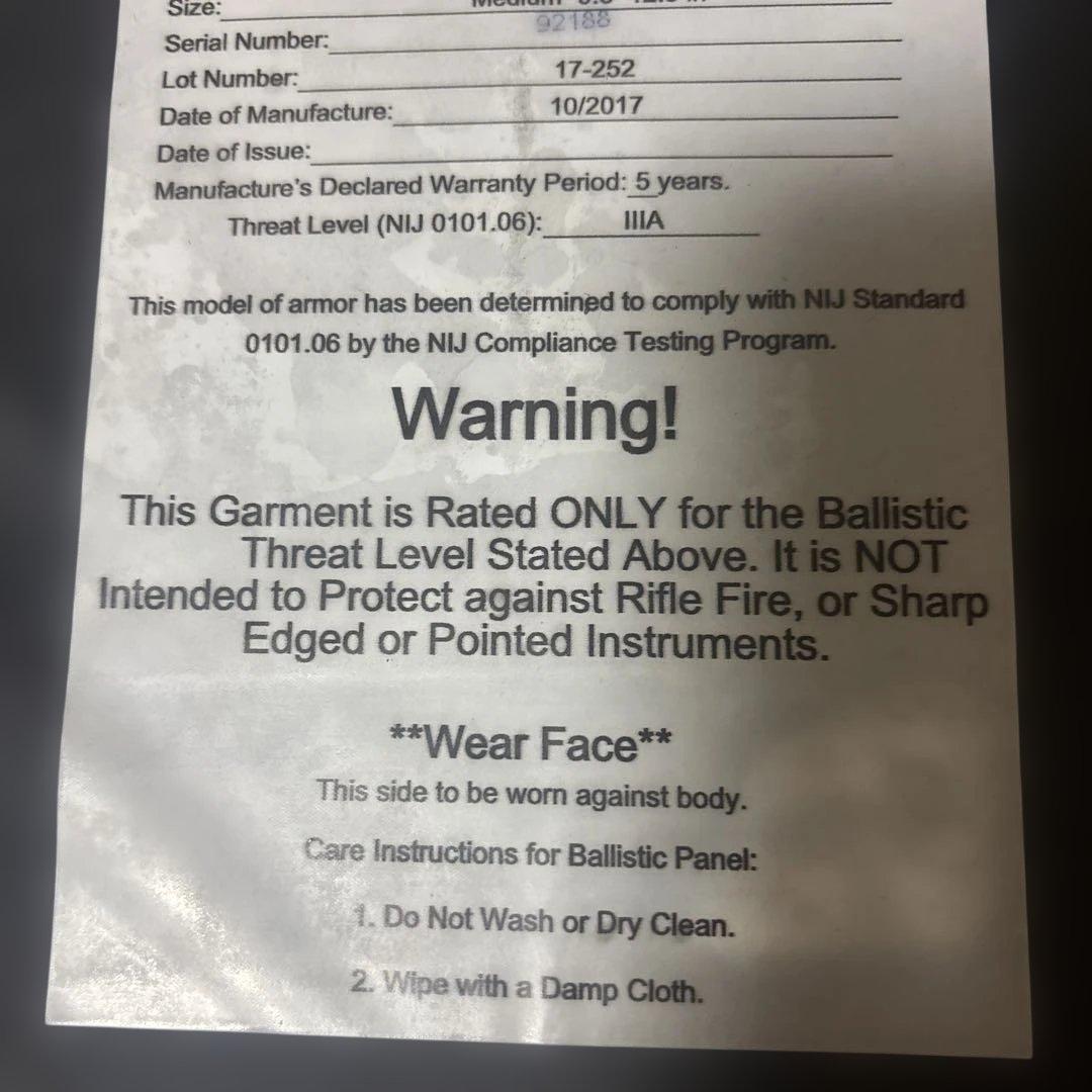 実物 防弾ソフトアーマー プレートキャリア用パネル Mサイズ B17