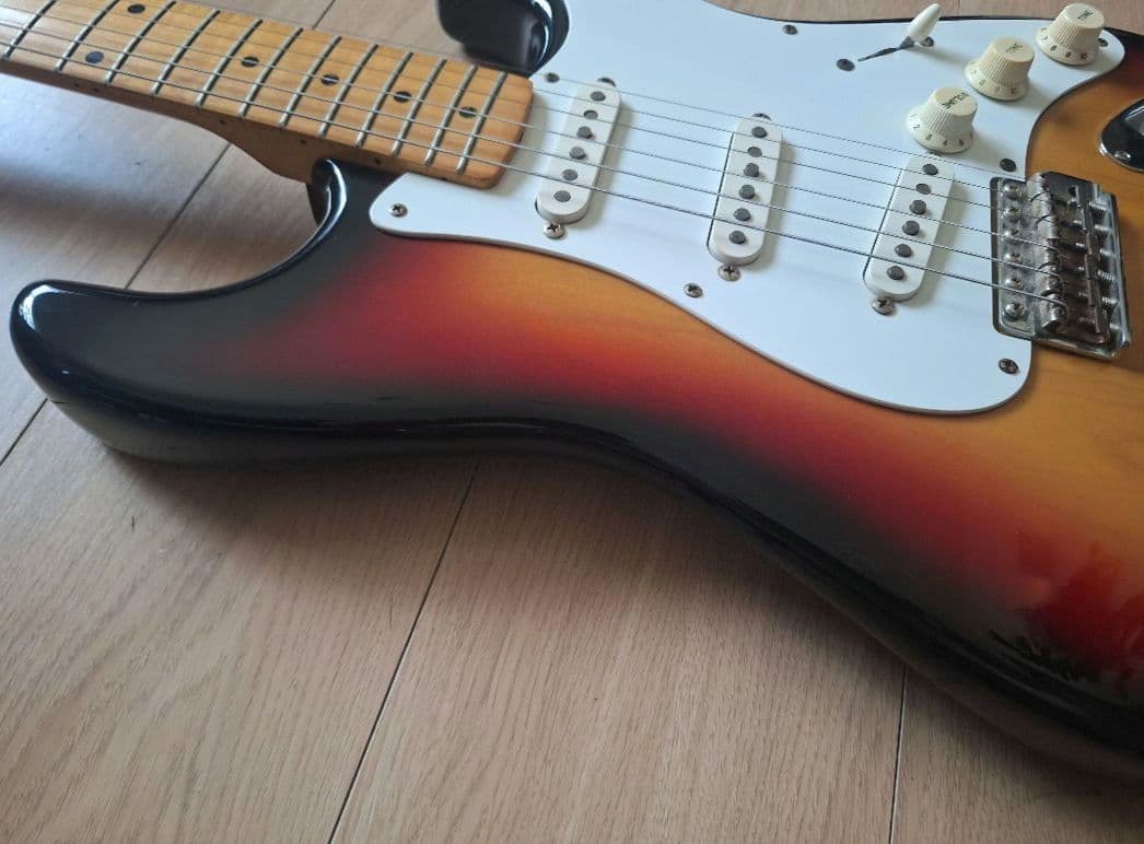 ギター Tokai GOLDSTAR TST-80 YS
