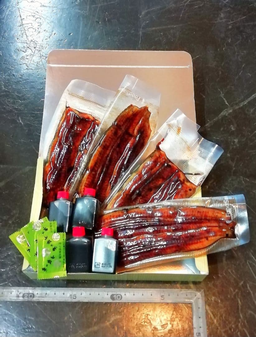 トシ　国産うなぎ蒲焼150g×3尾