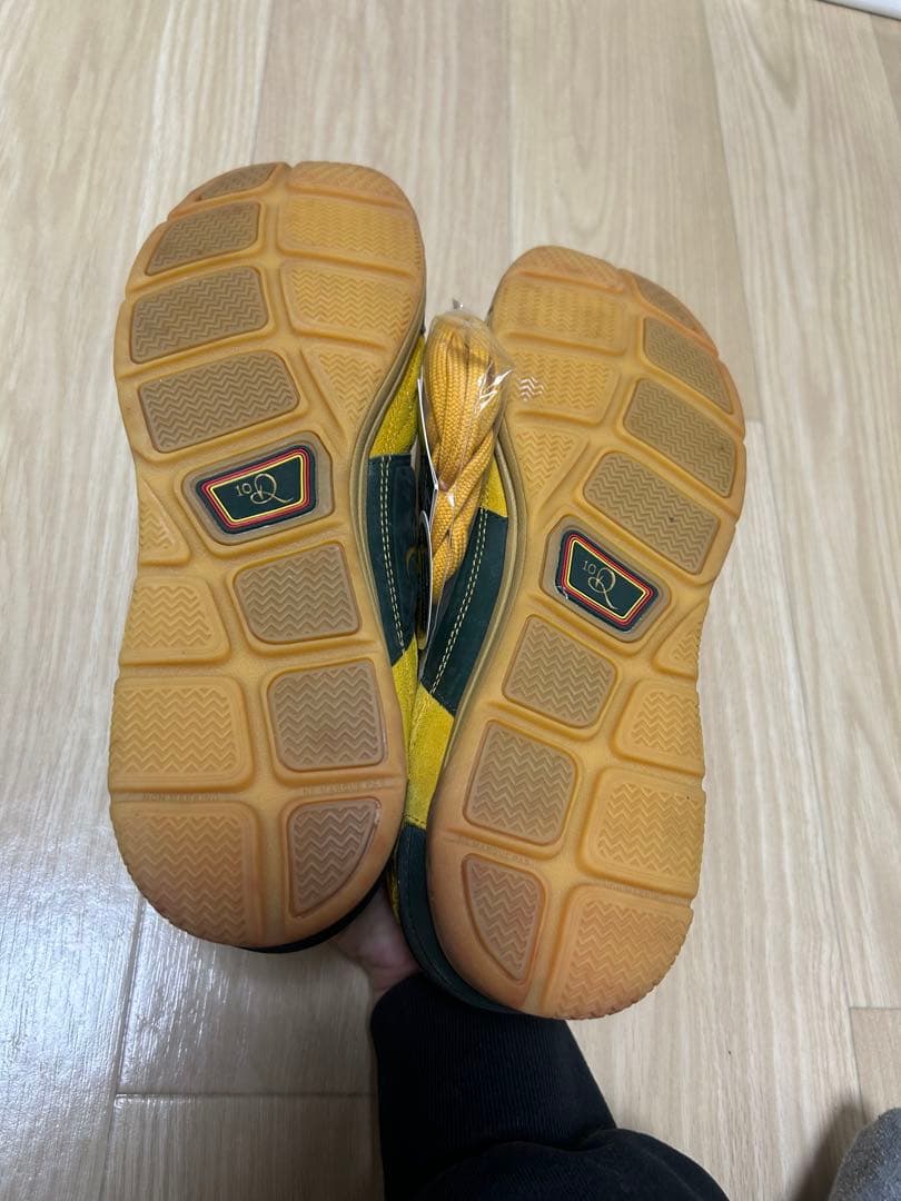 タグ付き　ティエンポ　ロナウジーニョ　R10 フットサルシューズ