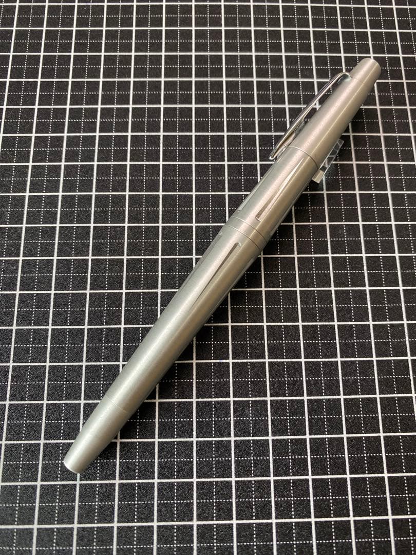 TOMBOW ZOOM 2000 ローラーボール