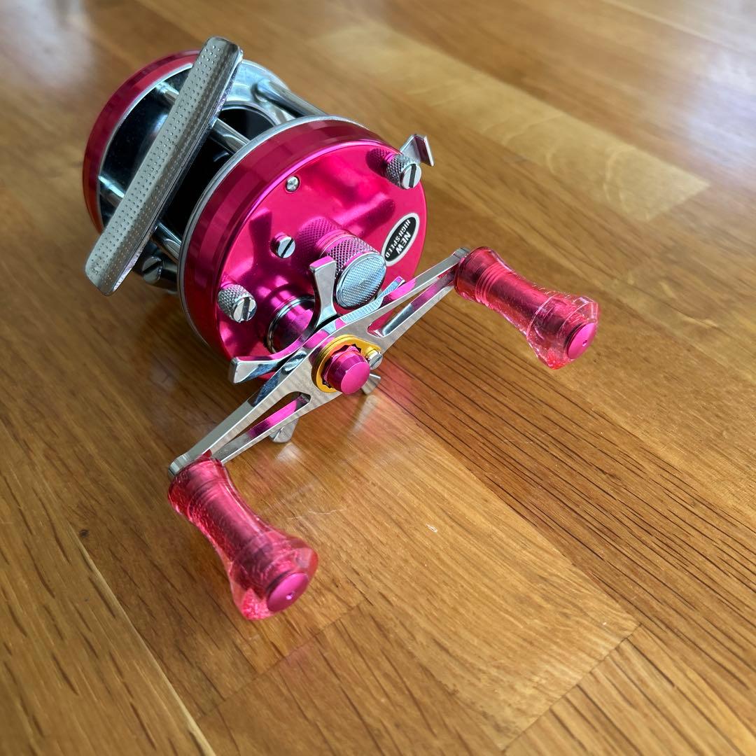 最終値下げ　アブガルシア　5500C ピンク