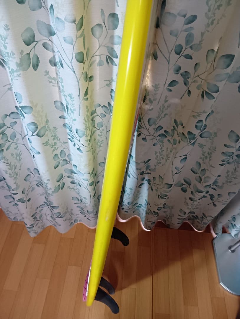 【引き取り可】サーフボード Luke Howard Shapes フィン付