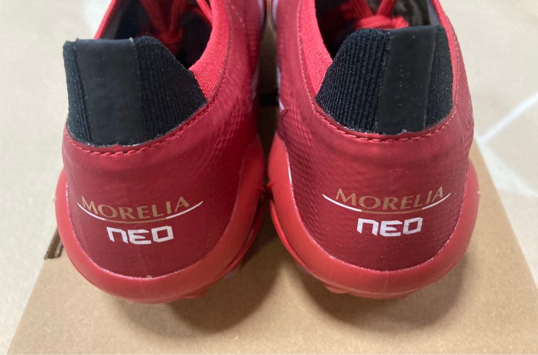 日本未発売！モレリア ネオ4 βエリート24.5cm ルビーレッド 40周年