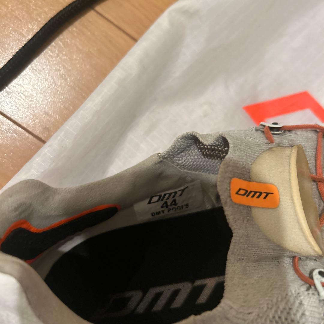 DMT Pogis シューズ ホワイト 44