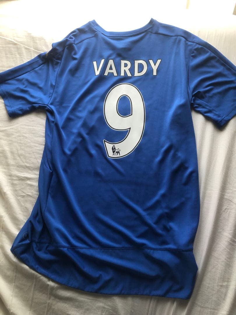【入手困難】未使用 レスターシティ ユニフォーム 15/16優勝 ヴァーディ