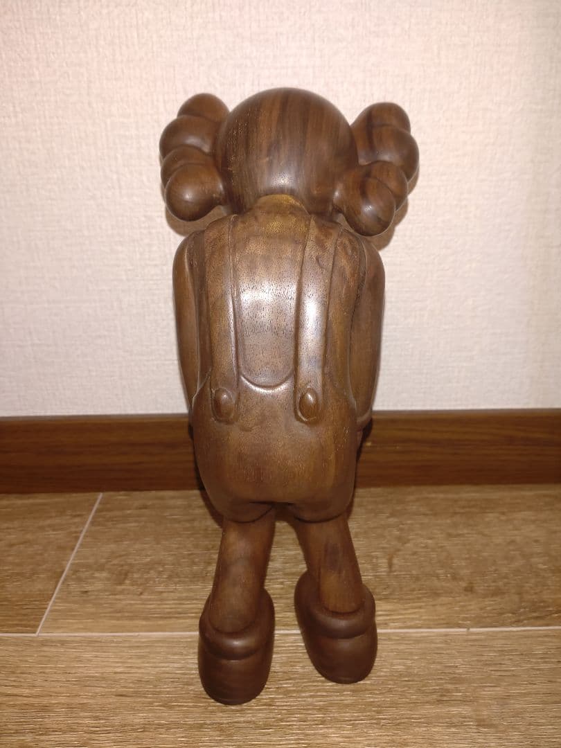 kaws wood 美品　箱無し