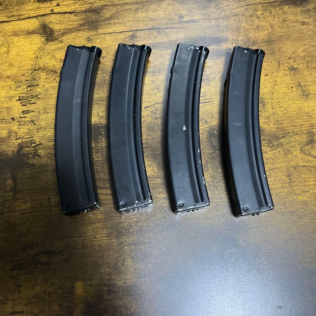 東京マルイ　MP5K A4　電動ガン　スリング、多段マグ4本、マガジンポーチ付属