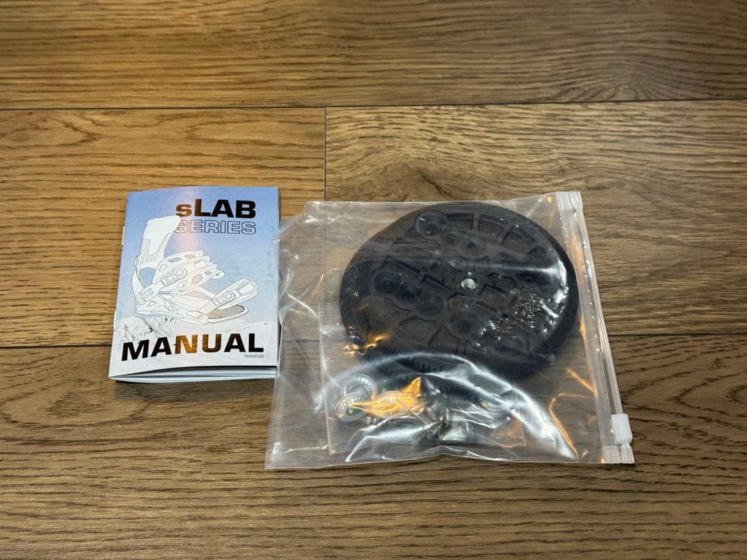 25-26 SP Bindings Core Mサイズ ベージュ