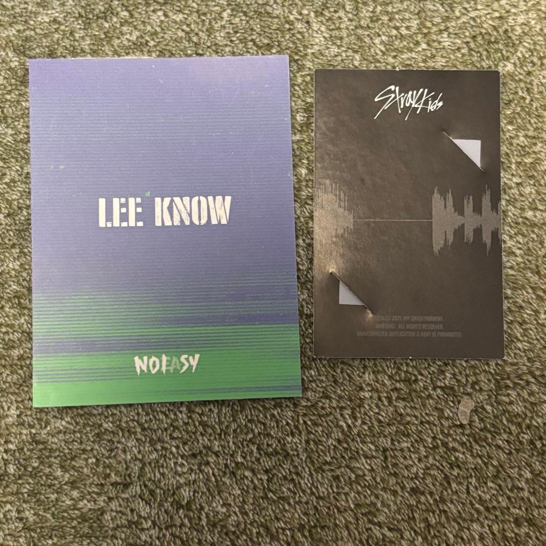 ★トレカ付き　Leeknow ジュエルケースアルバム三点セット